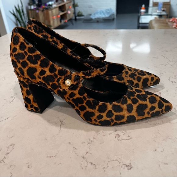 CROWN & IVY Calf Hair Leopard Print Mary Jane Block Heels Pointy Toe Size 7.5 - Picture 10 of 10